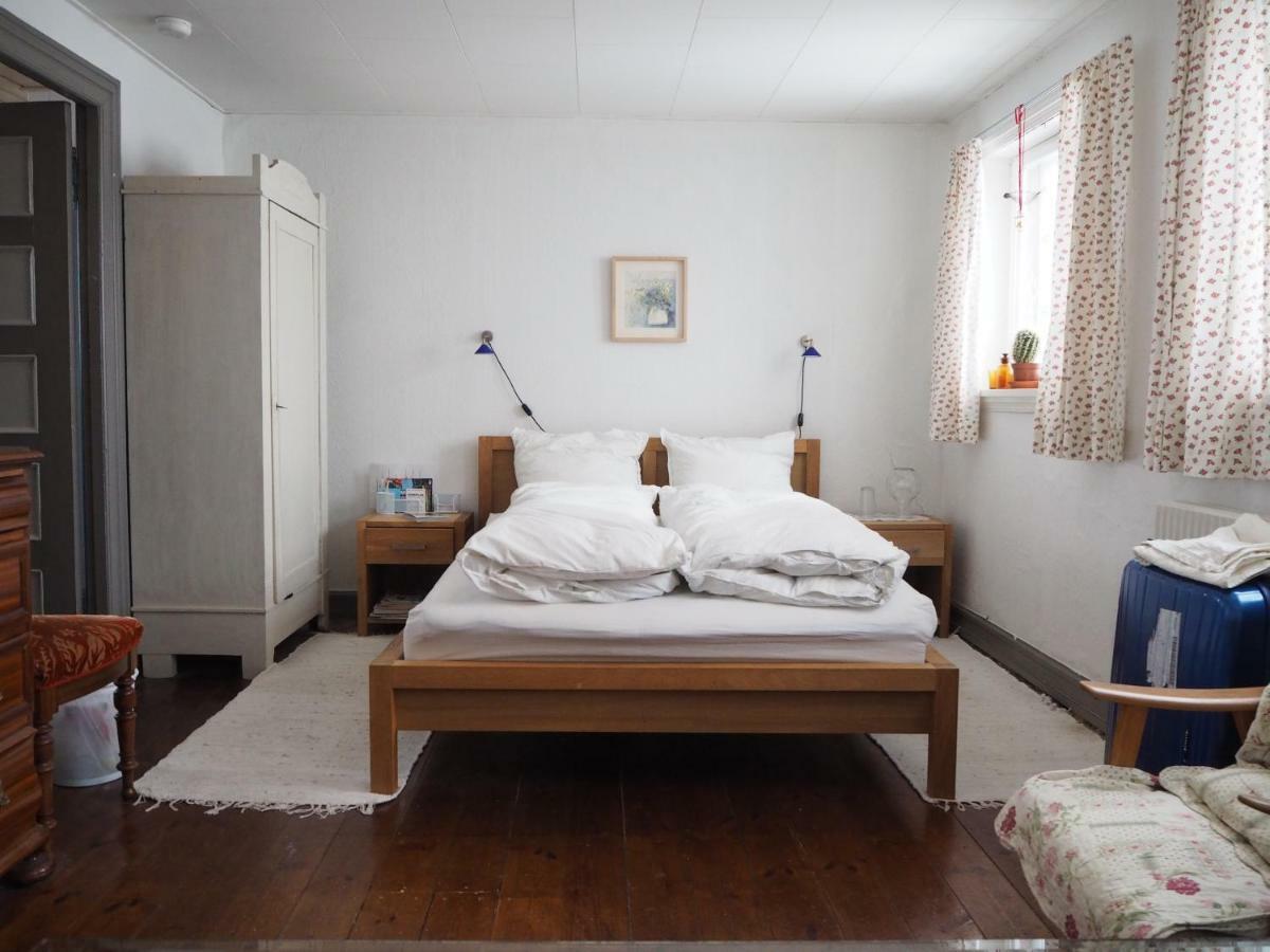 Aakirkeby Bed And Breakfast Extérieur photo